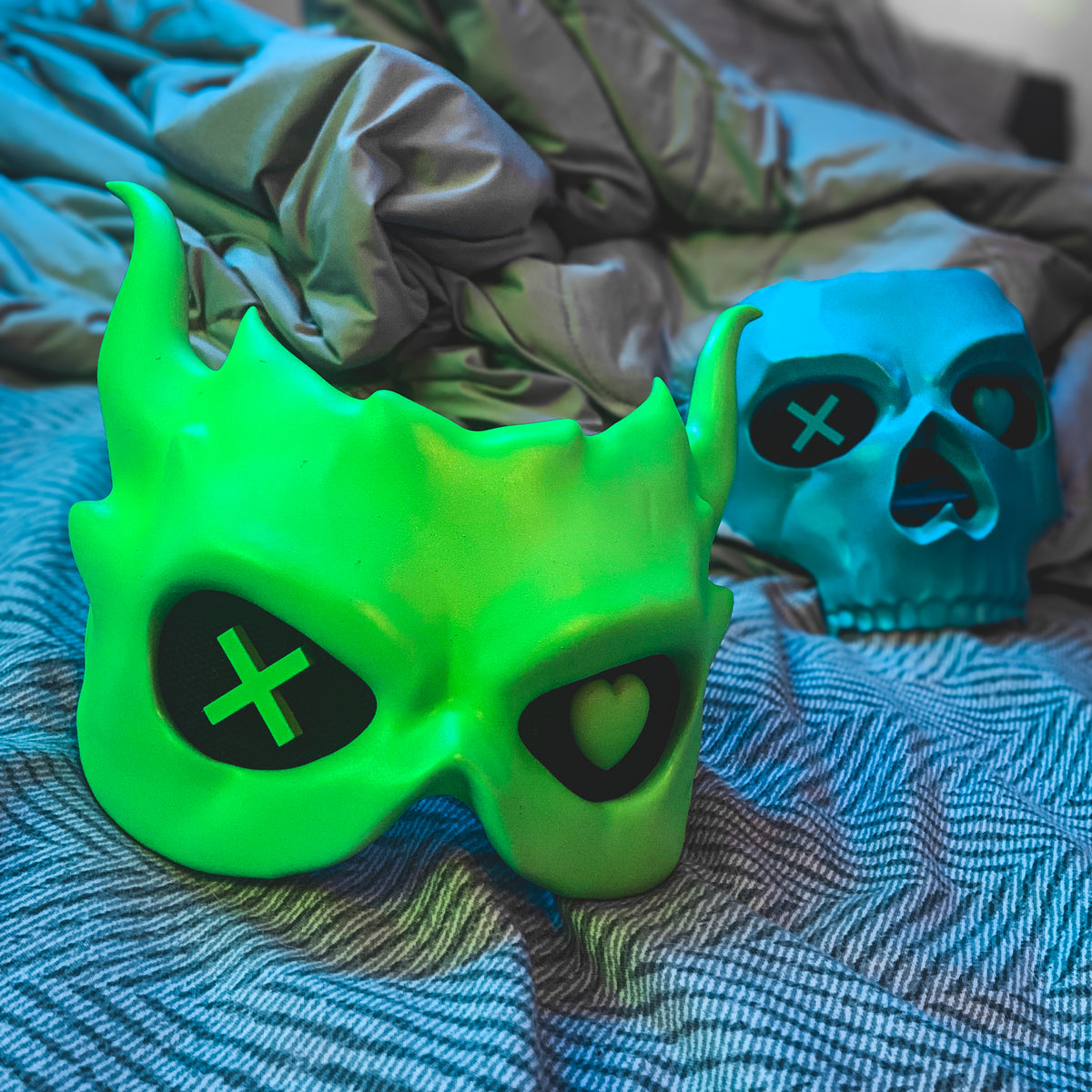 Lights Out BookTok Mask – Incognito Studios